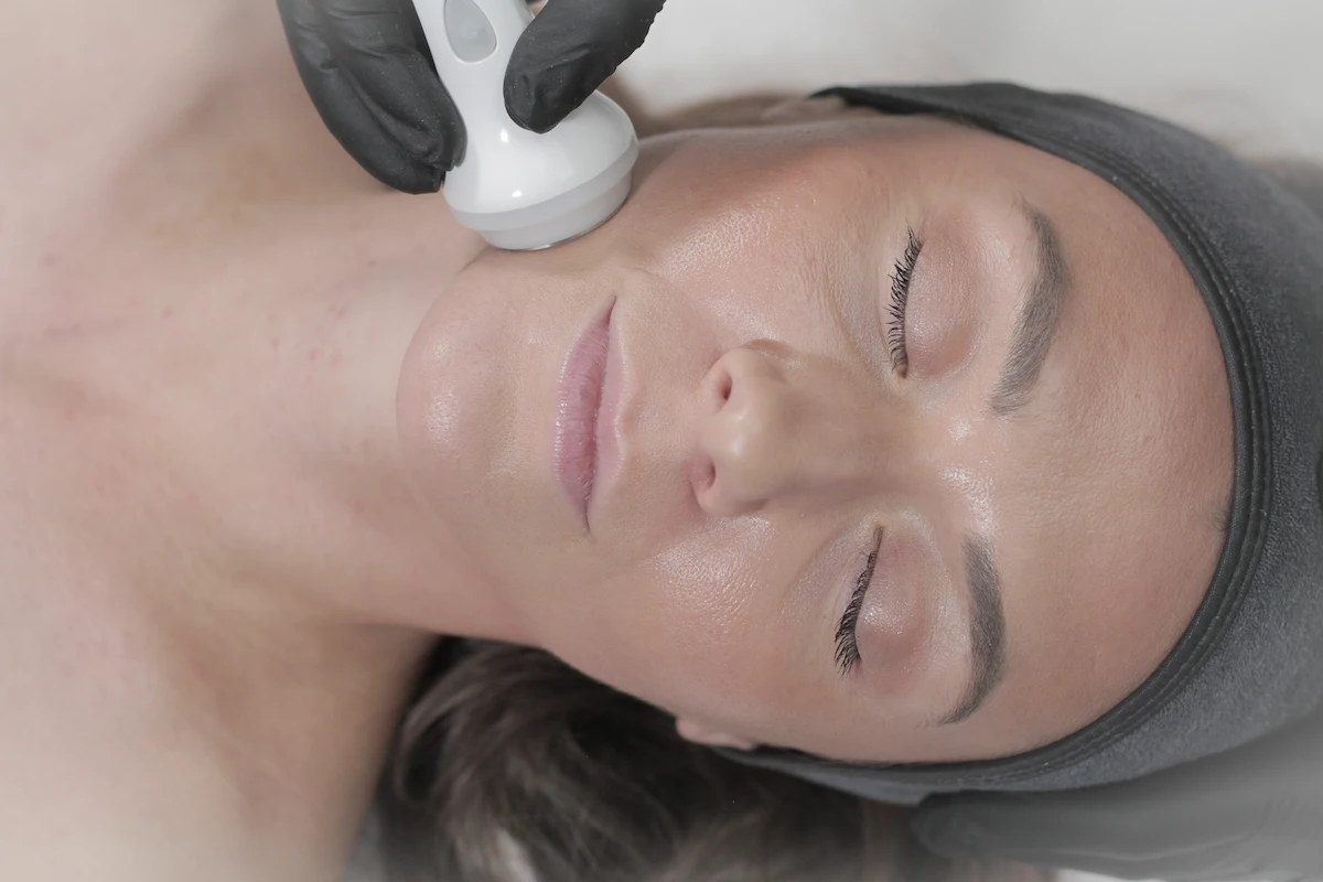 HydraFacial-Skin-Treatment-at-You-Glow-Aesthetics